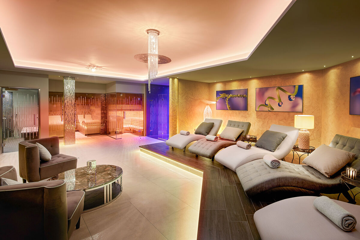 Lady Spa mit finnischer Sauna und Aroma-Dampfbad im Jagdhof